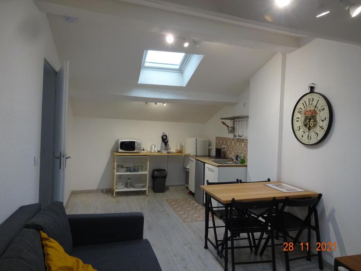 Appartement "Sacha" Au Calme En Hypercentre De Revel Revel  Exterior photo